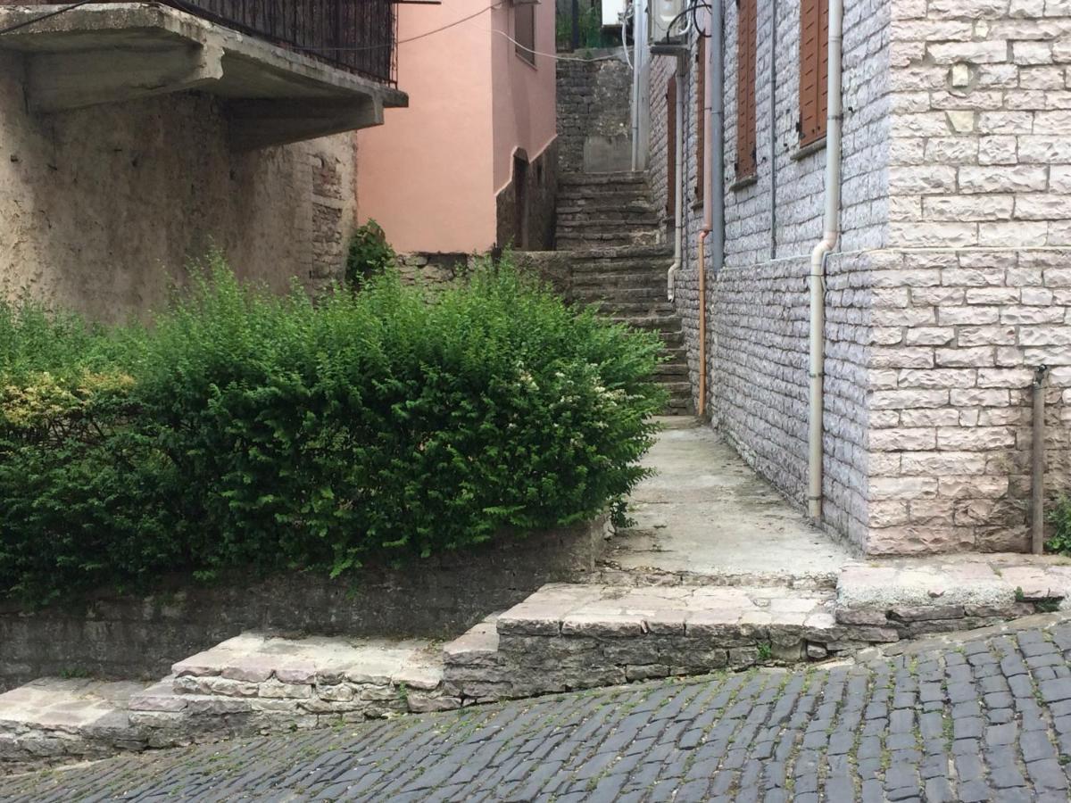 Guesthouse Klajd Gjirokastër Exterior foto